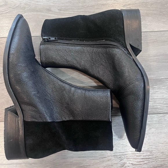 Jigsaw Chelsea Leather/Suede Pointy Black Boots - Picture 3 of 7